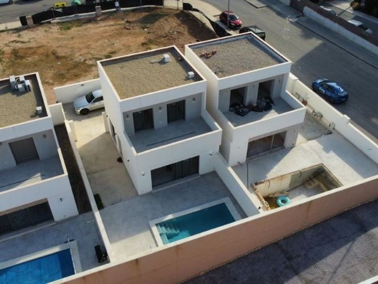 Villa for Sale in Costa Blanca Orihuela Costa, Alicante 11