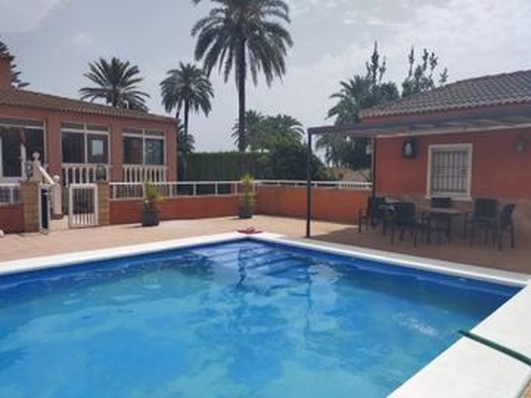 Villa for Sale in Costa Blanca Elche, Alicante 1