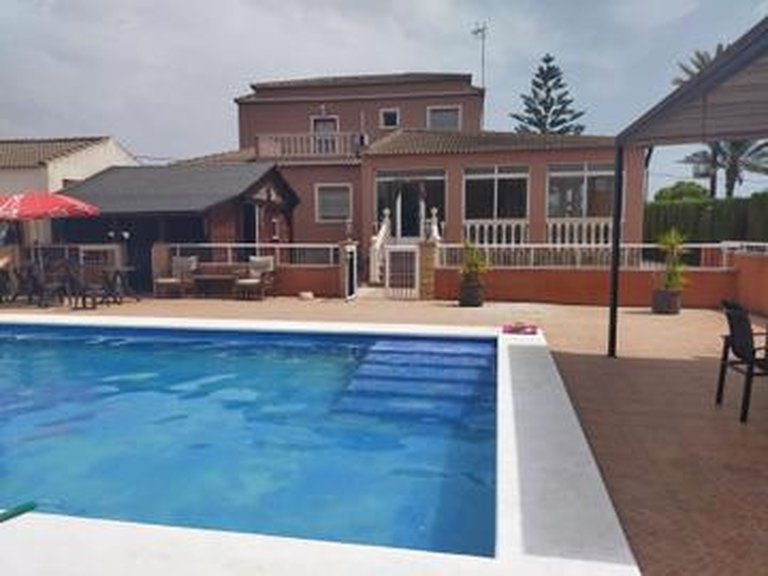 Villa for Sale in Costa Blanca Elche, Alicante 25