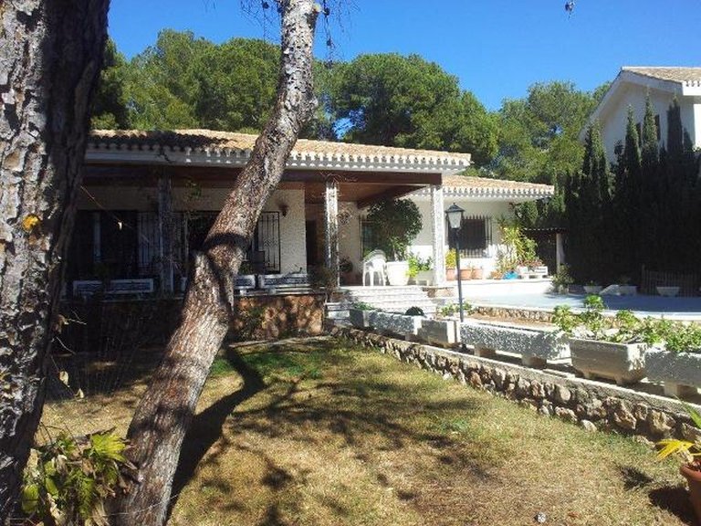 Villa for Sale in Costa Blanca Campoamor, Alicante 27