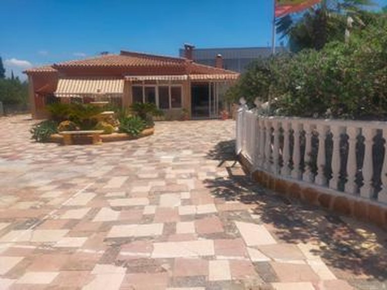 Villa for Sale in Costa Blanca Elche, Alicante 20