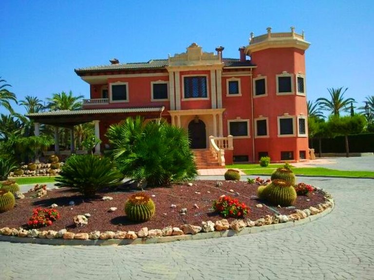 Villa for Sale in Costa Blanca Elche, Alicante 10