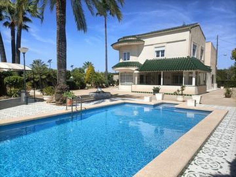 Villa for Sale in Costa Blanca Elche, Alicante 18