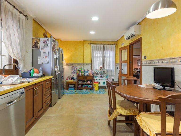 Villa for Sale in Costa Blanca Los Montesinos, Alicante 16