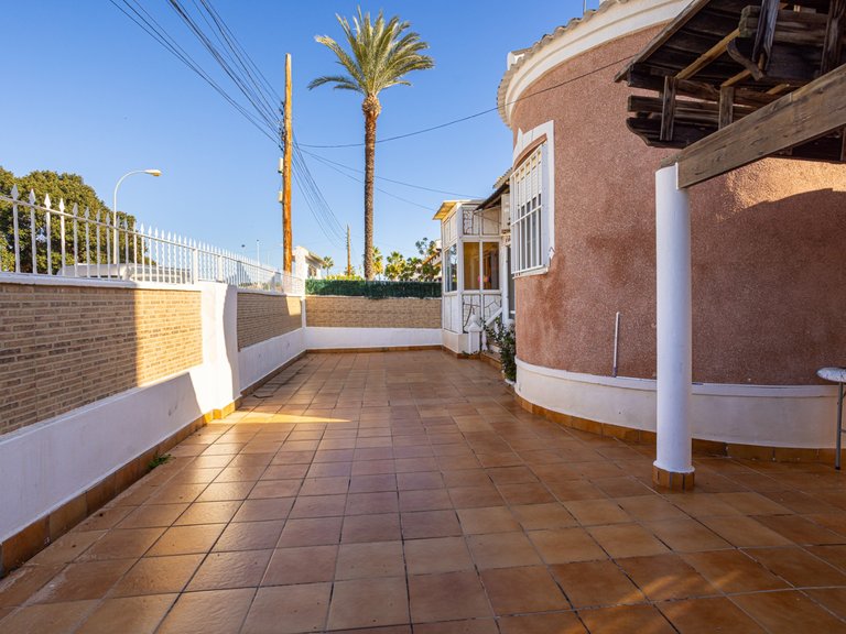 Villa for Sale in Costa Blanca Torrevieja, Alicante 31