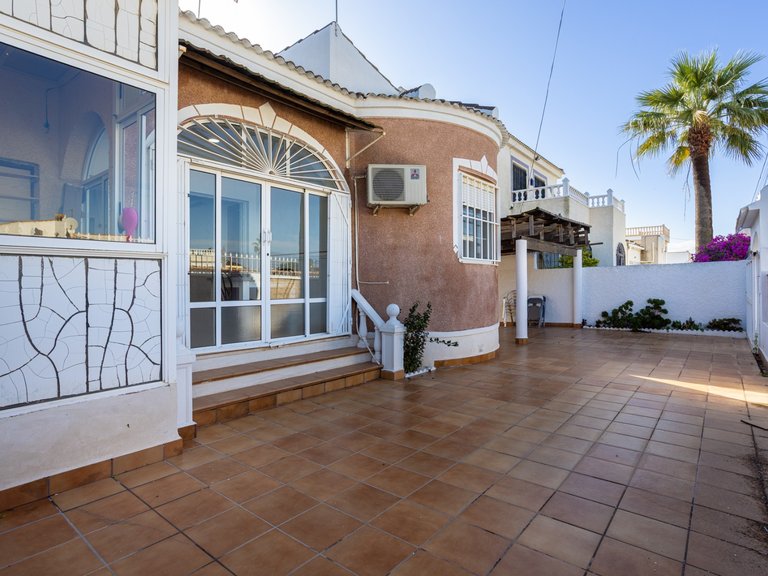 Villa for Sale in Costa Blanca Torrevieja, Alicante 34