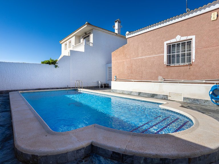 Villa for Sale in Costa Blanca Torrevieja, Alicante 39