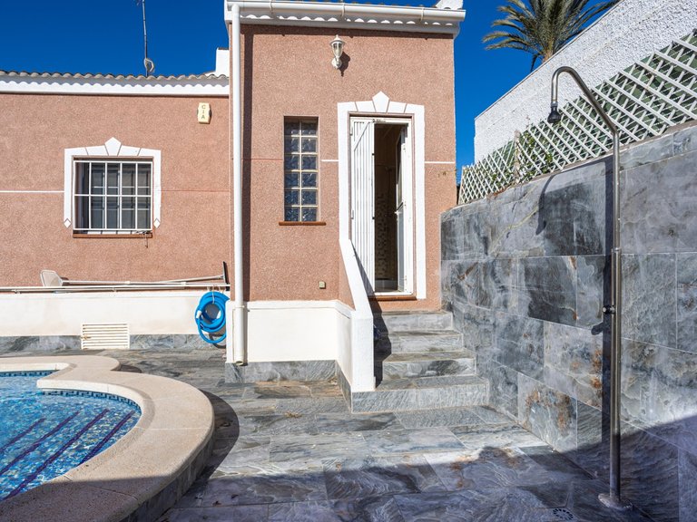 Villa for Sale in Costa Blanca Torrevieja, Alicante 40