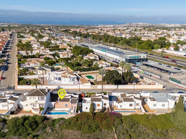 Villa for Sale in Costa Blanca Torrevieja, Alicante 50