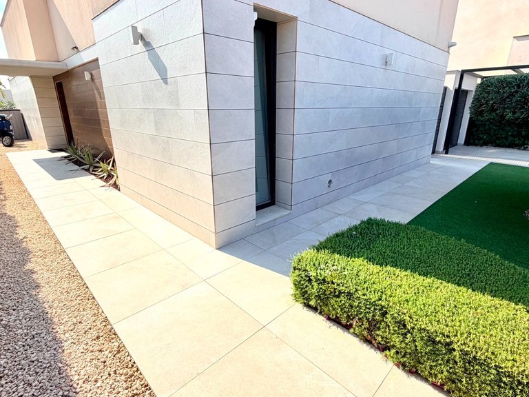 Villa for Sale in Los Montesinos, Alicante 18