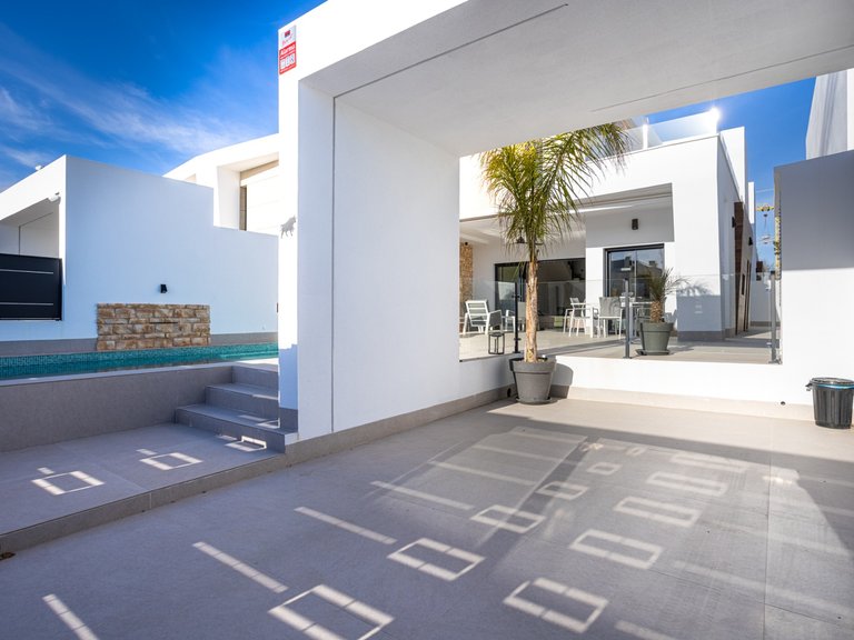 Villa for Sale in Costa Blanca Dolores, Alicante 48
