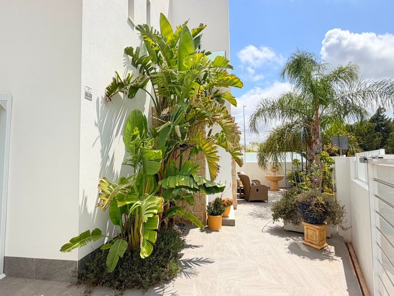 Villa for Sale in Costa Blanca Los Montesinos, Alicante 10