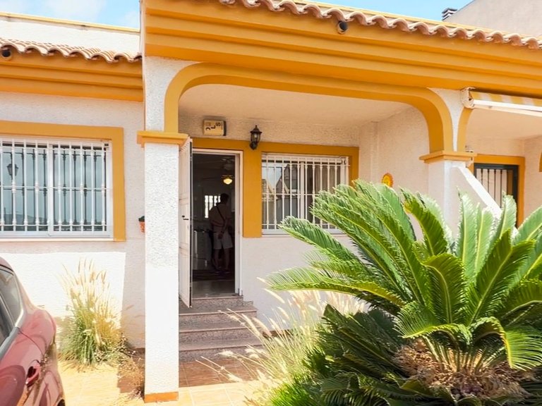 Town House for Sale in Daya Nueva, Alicante 2