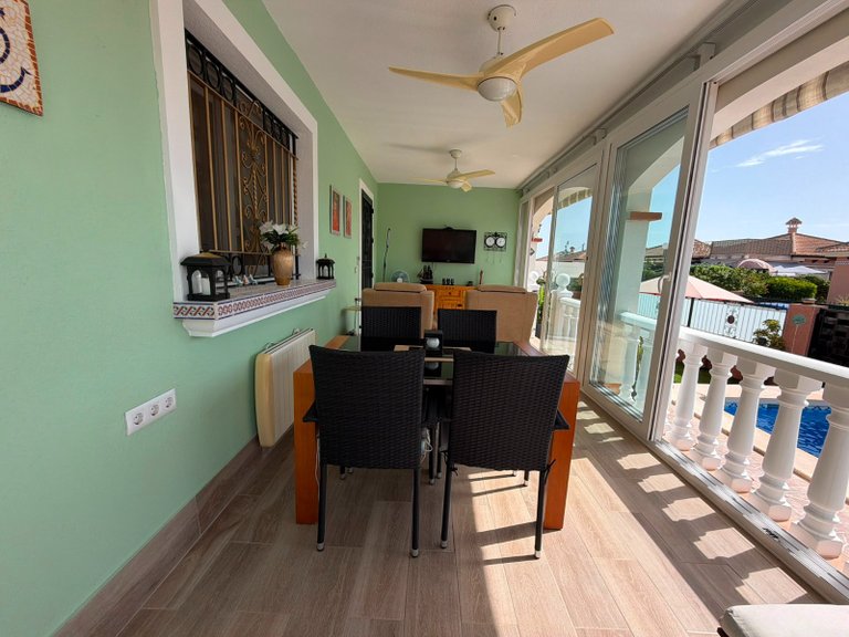Villa for Sale in Los Montesinos, Alicante 10