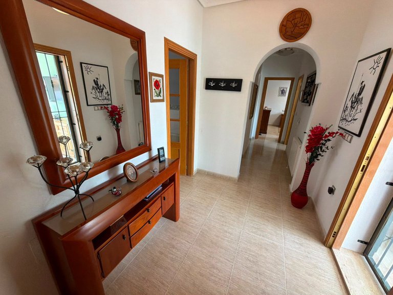 Villa for Sale in Los Montesinos, Alicante 11