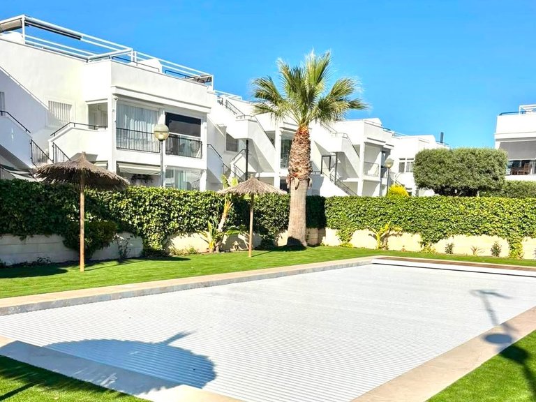 Apartment for Sale in Torrevieja, Alicante 26