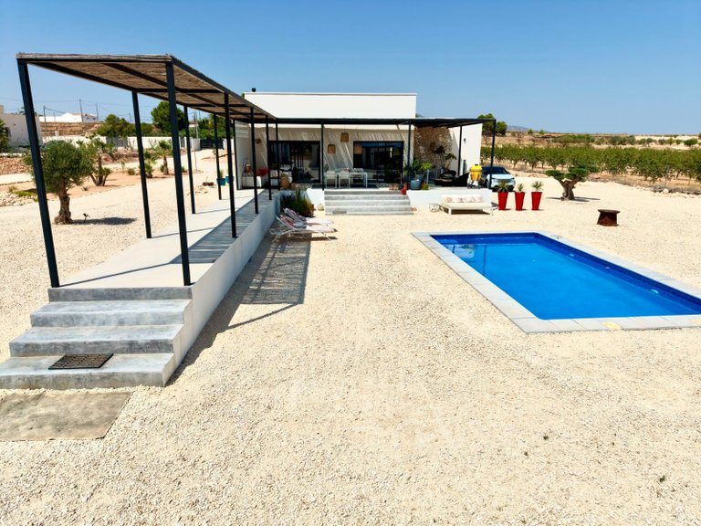 Villa for Sale in Pinoso, Alicante 4