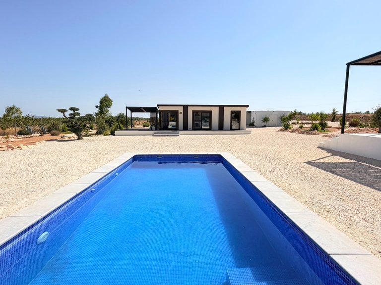Villa for Sale in Pinoso, Alicante 20