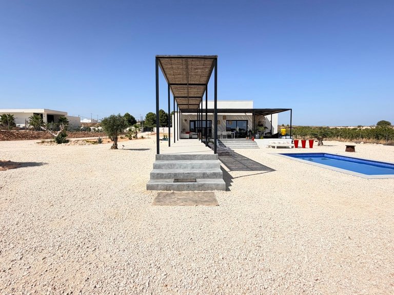Villa for Sale in Pinoso, Alicante 9
