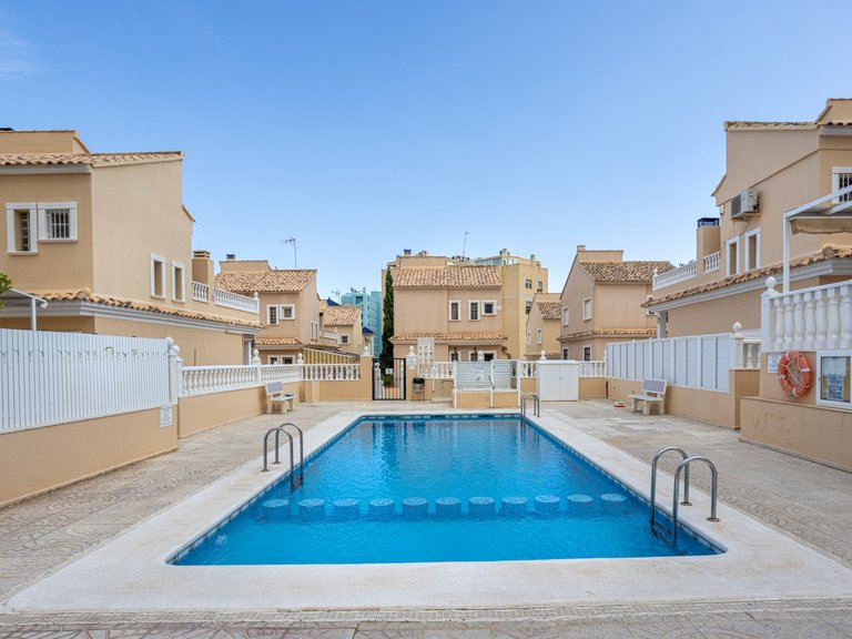 Town House for Sale in Guardamar Del Segura, Alicante 18