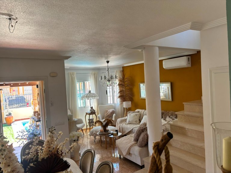 Villa for Sale in El Raso, Alicante 6