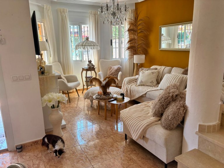 Villa for Sale in El Raso, Alicante 4