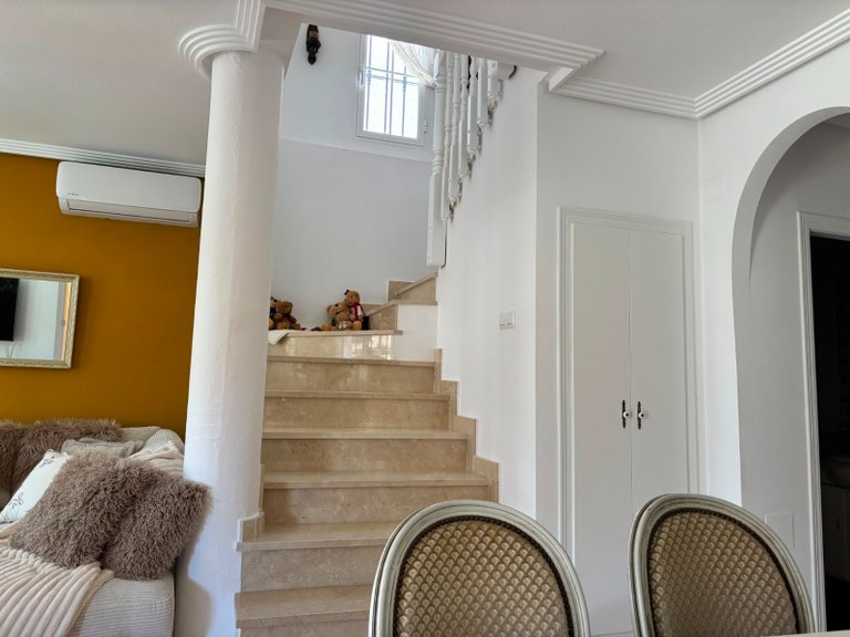 Villa for Sale in El Raso, Alicante 11