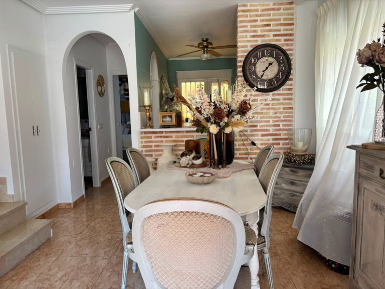 Villa for Sale in El Raso, Alicante 5