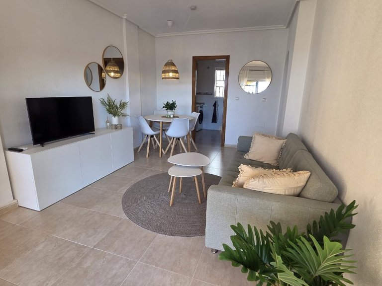 Apartment for Sale in Los Balcones, Alicante 2