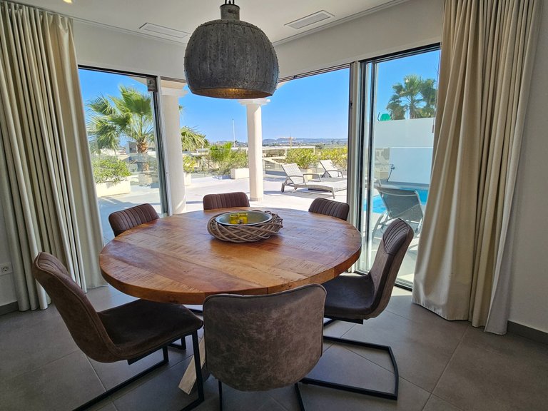 Villa for Sale in La Marina, Alicante 4