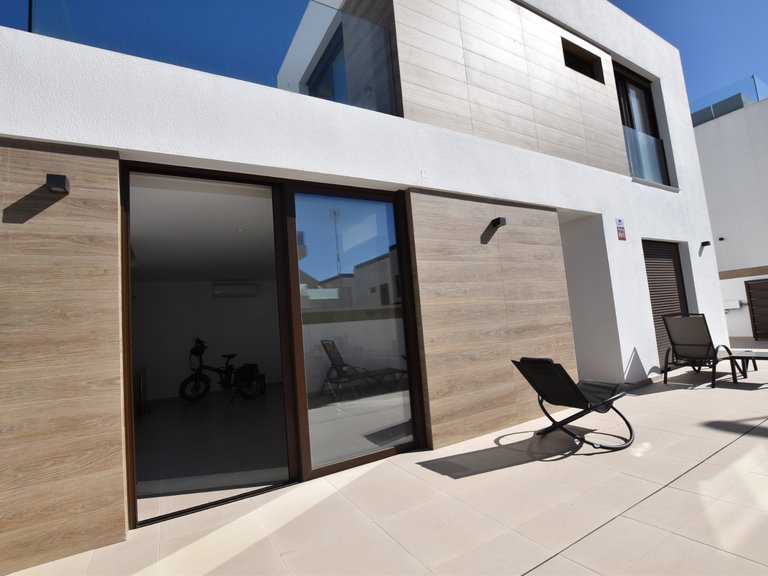 Villa for Sale in Benijofar, Benijófar, Alicante 4