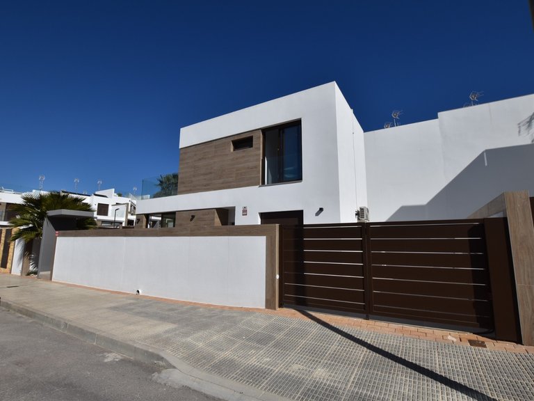 Villa for Sale in Benijofar, Benijófar, Alicante 3