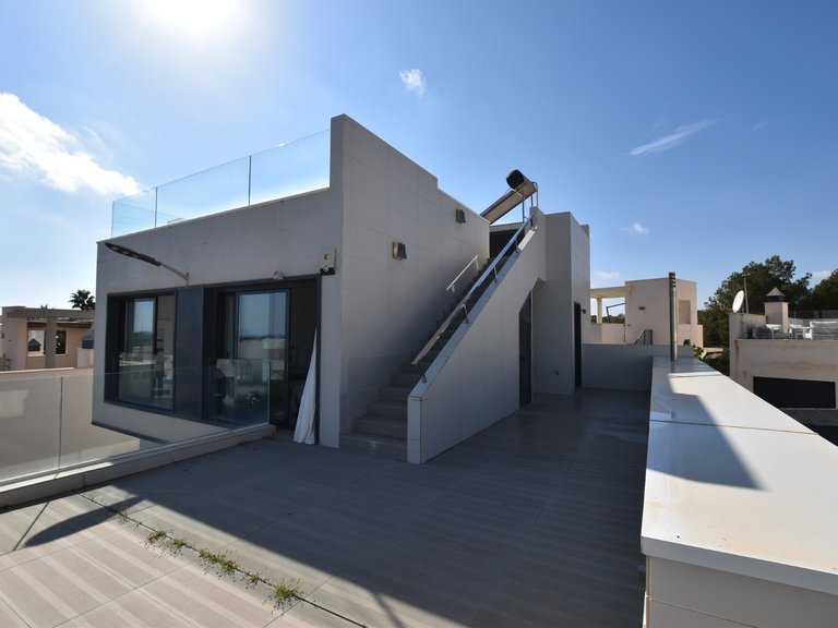 Villa for Sale in San Miguel De Salinas, Alicante 43