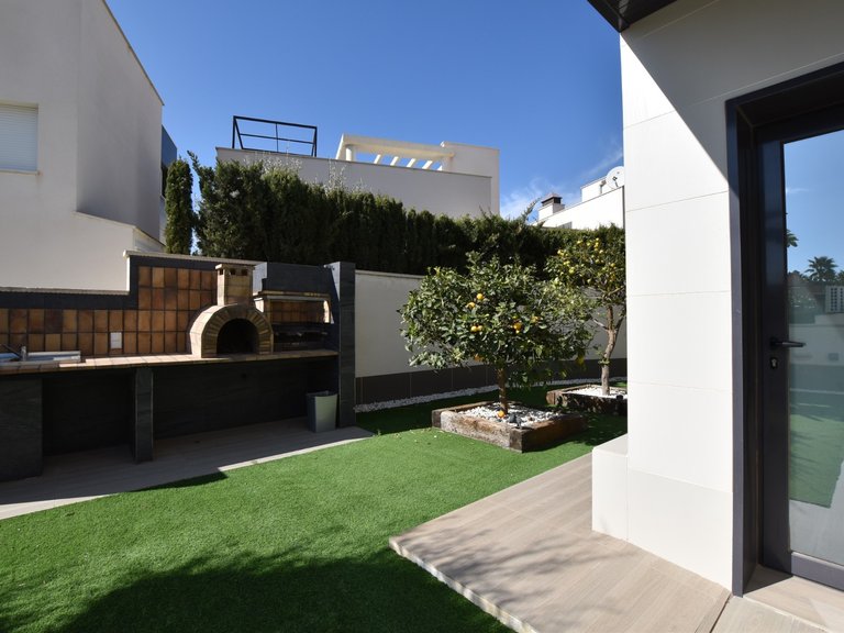 Villa for Sale in San Miguel De Salinas, Alicante 20