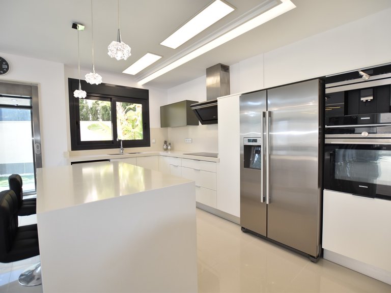 Villa for Sale in San Miguel De Salinas, Alicante 9