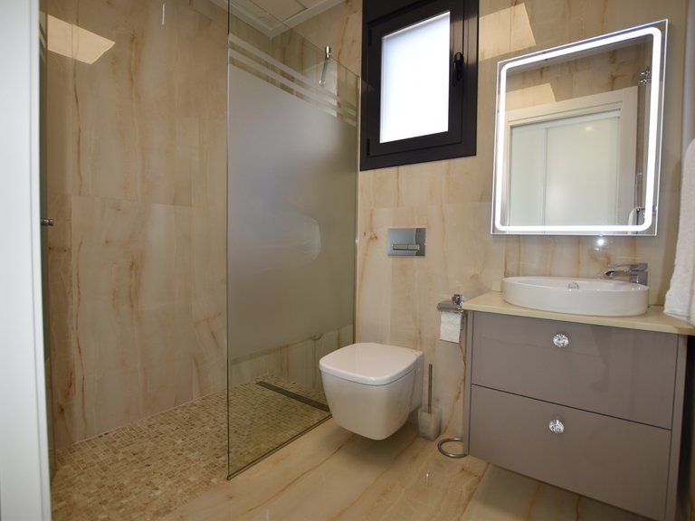Villa for Sale in San Miguel De Salinas, Alicante 40