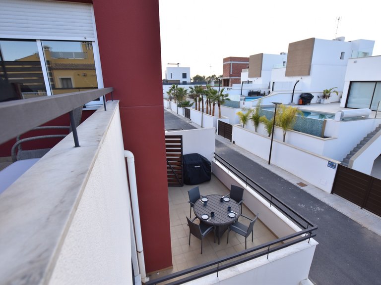 Villa for Sale in La Finca Golf Resort, Algorfa, Alicante 23