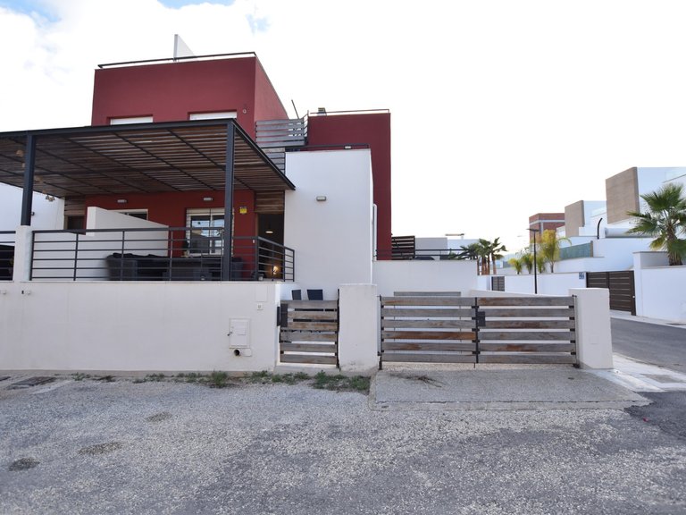 Villa for Sale in La Finca Golf Resort, Algorfa, Alicante 46