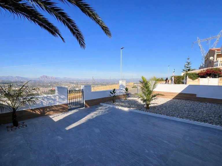 Villa for Sale in Ciudad Quesada, Alicante 2