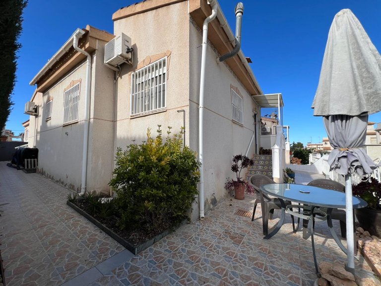 Villa for Sale in La Finca Golf Resort, Algorfa, Alicante 6
