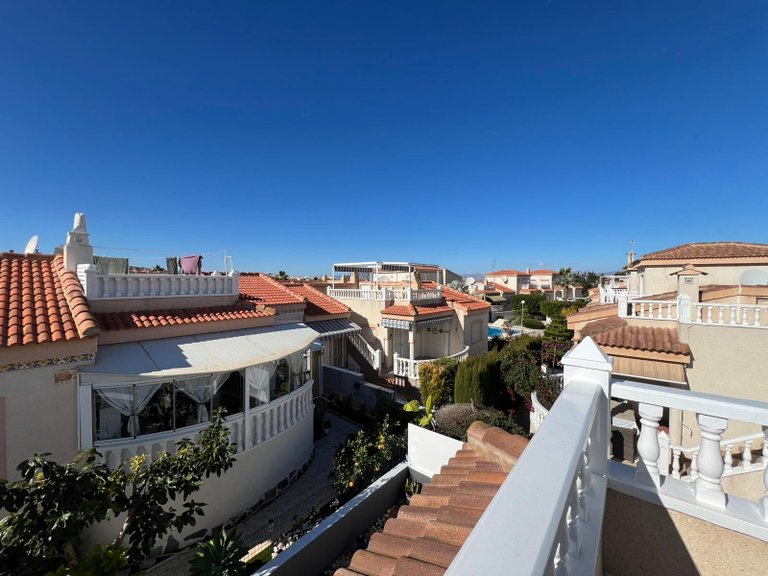 Villa for Sale in La Finca Golf Resort, Algorfa, Alicante 35
