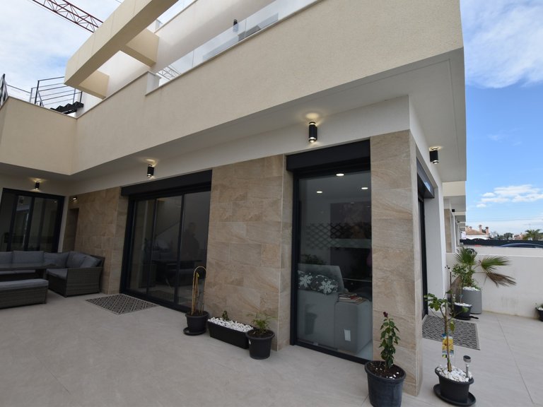 Villa for Sale in Los Montesinos, Alicante 35