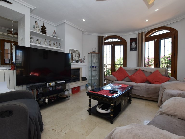 Villa for Sale in Algorfa, Alicante 12