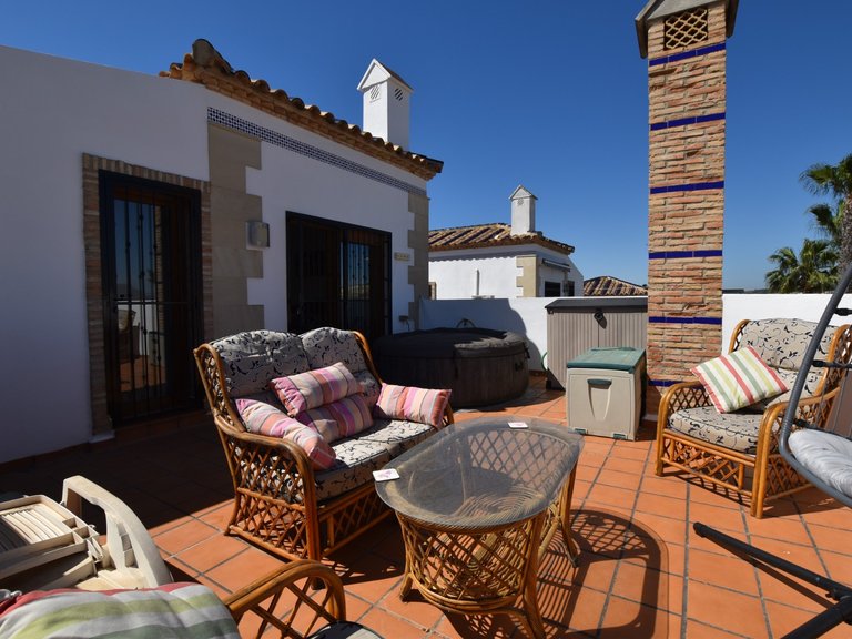 Villa for Sale in Algorfa, Alicante 34