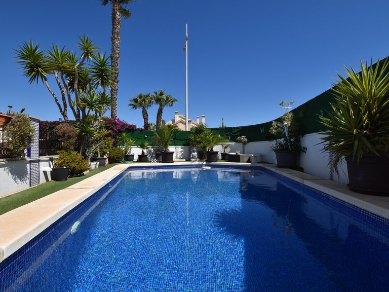 Villa for Sale in Algorfa, Alicante 41