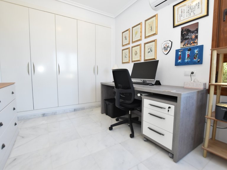 Villa for Sale in Algorfa, Alicante 29