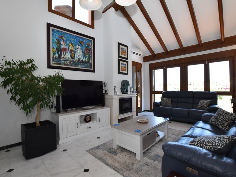 Villa for Sale in Algorfa, Alicante 20