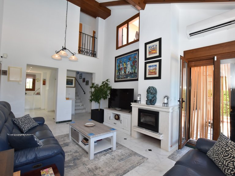 Villa for Sale in Algorfa, Alicante 3