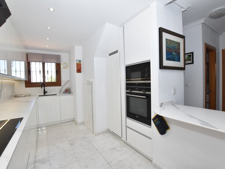 Villa for Sale in Algorfa, Alicante 27