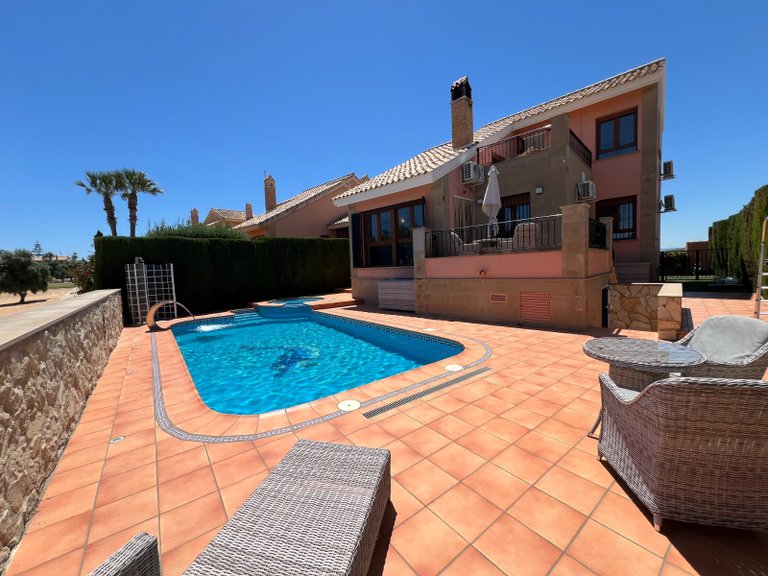 Villa for Sale in Algorfa, Alicante 8